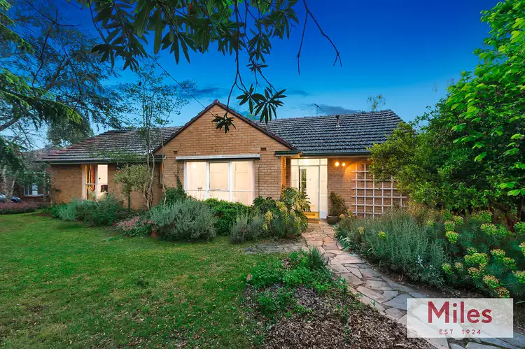 96-98 Mountain View Parade, Rosanna VIC 3084