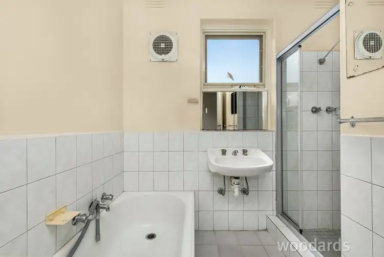 Fourth view of Homely apartment listing, 6/12 Brentwood Street, Bentleigh VIC 3204