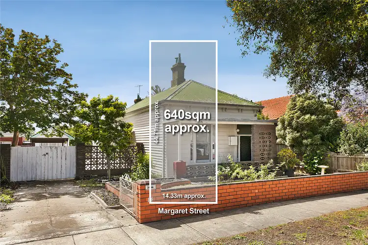 14 Margaret Street, Carnegie VIC 3163