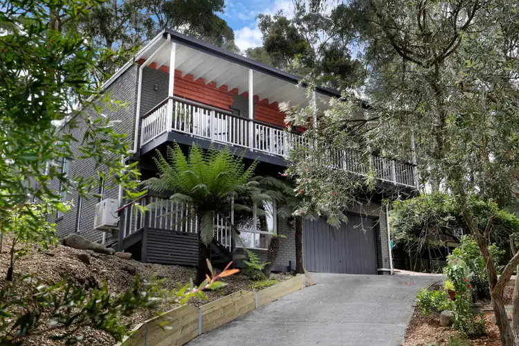 19 Bennett Avenue, Belgrave VIC 3160