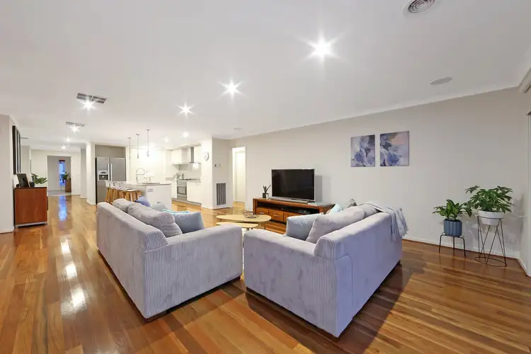 Fifth view of Homely house listing, 10 Straughan Close, Lysterfield VIC 3156