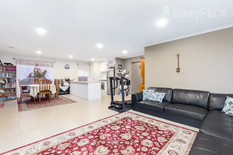 Third view of Homely house listing, 8 Mariposa Way, Tarneit VIC 3029