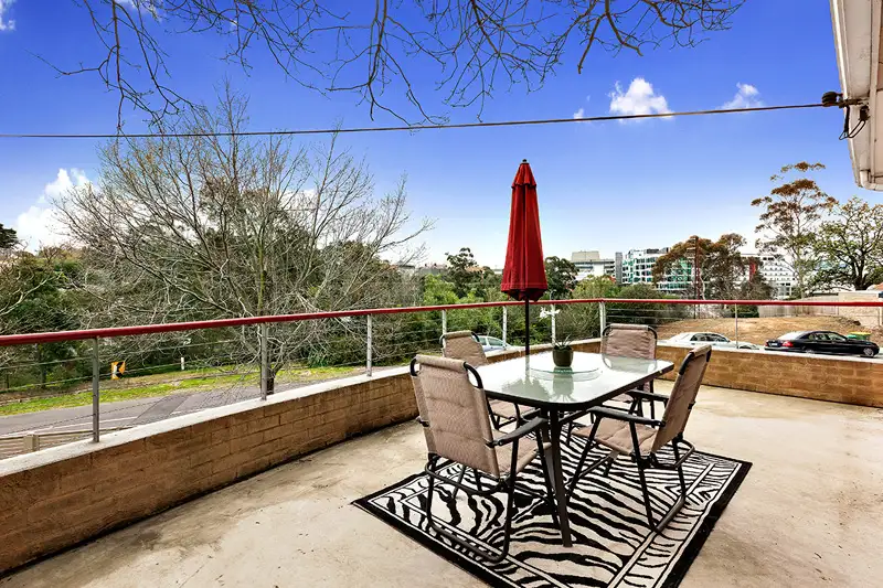 Main view of Homely unit listing, 2/75 Castle Street, Eaglemont VIC 3084