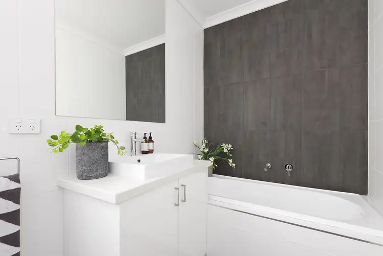 Sixth view of Homely townhouse listing, 4/21 Thames Street, Heidelberg Heights VIC 3081