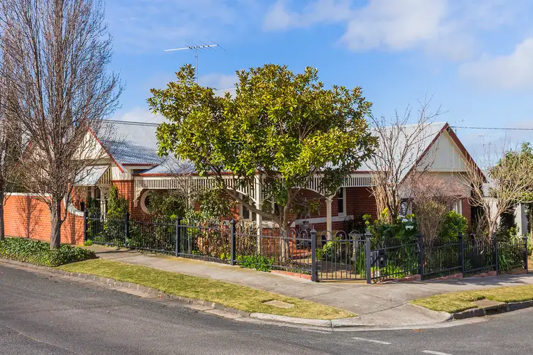 1 Daisy Street, Newtown VIC 3220