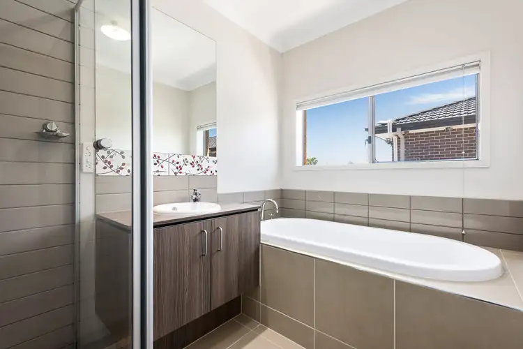 Fifth view of Homely house listing, 4 Fossilstone Avenue, Doreen VIC 3754