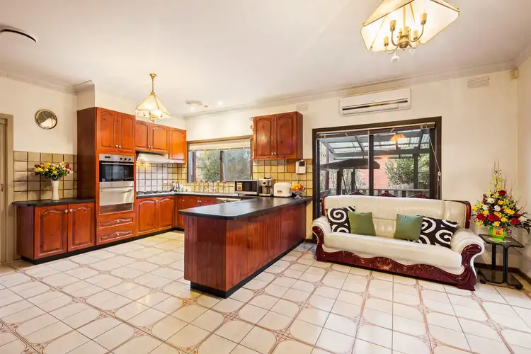 Third view of Homely house listing, 8 Felgate Parade, Vermont South VIC 3133