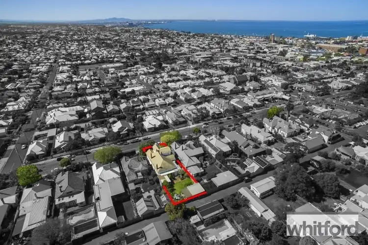 77 Aberdeen Street, Newtown VIC 3220