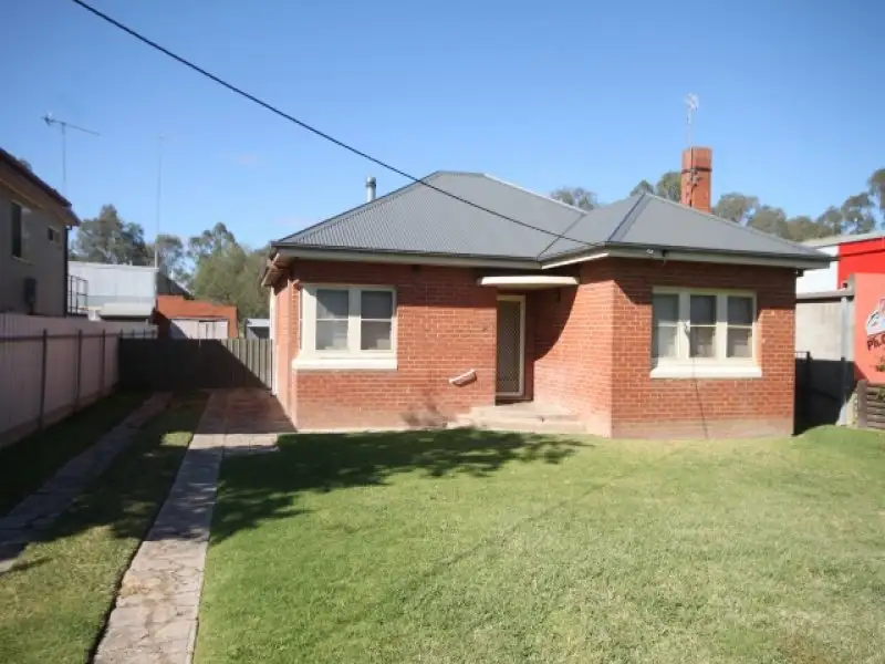 Main view of Homely house listing, 98 Hammond Ave, East Wagga Wagga NSW 2650