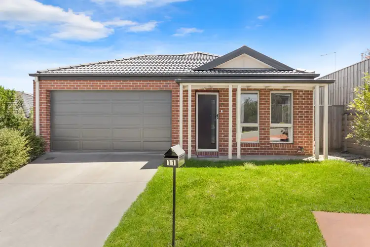 11/3 Manor View, Pakenham VIC 3810