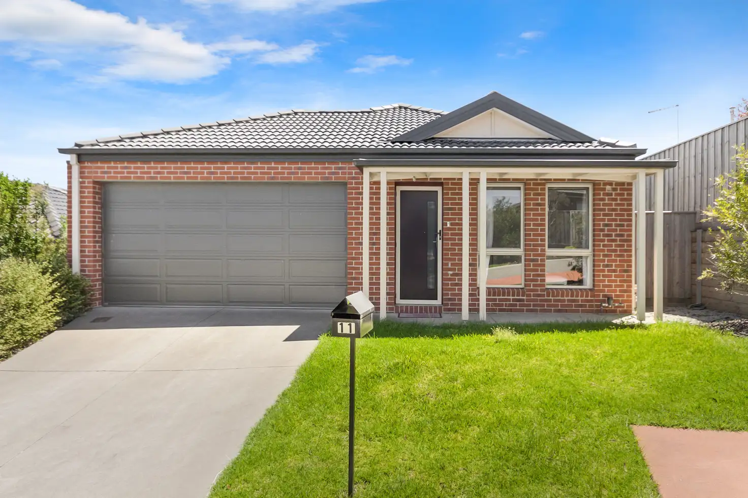 Main view of Homely unit listing, 11/3 Manor View, Pakenham VIC 3810
