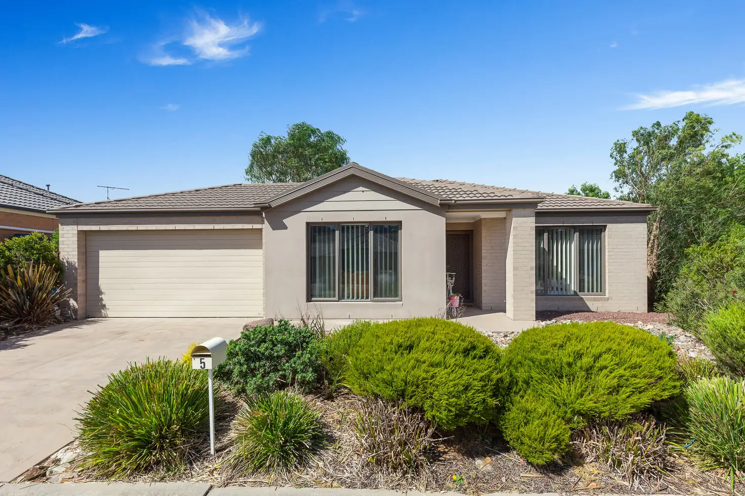 Main view of Homely house listing, 5 Getaway Drive, Doreen VIC 3754