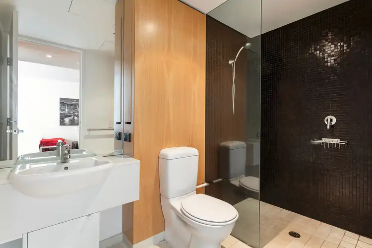 Sixth view of Homely apartment listing, 54/2 Esplanade West, Port Melbourne VIC 3207