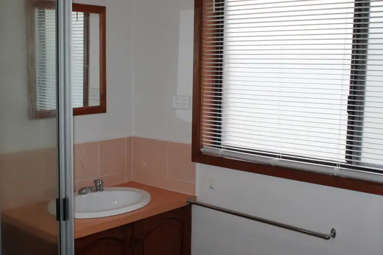 Fifth view of Homely unit listing, 3/4 Shrives Road, Narre Warren VIC 3805