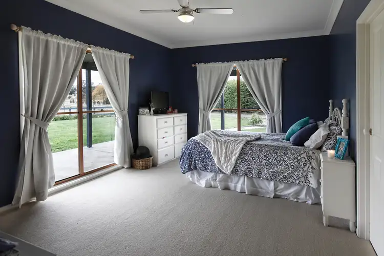 Fifth view of Homely house listing, 51 Campbells Court, Kyneton VIC 3444