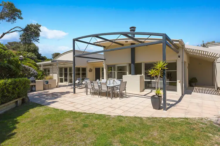 15 Moonah Avenue, Blairgowrie VIC 3942
