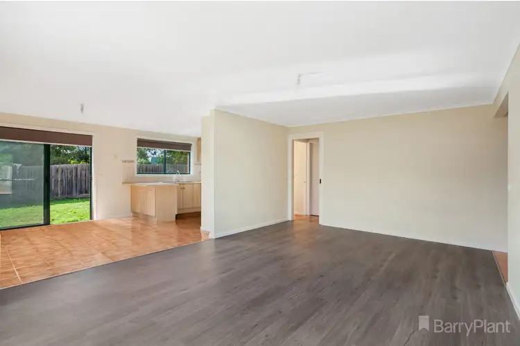 Fourth view of Homely unit listing, 2/60 Sutherland Street, Kilmore VIC 3764