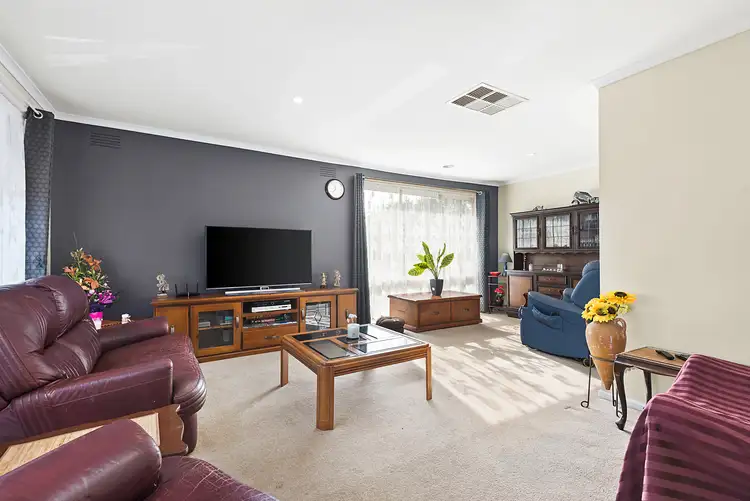 Second view of Homely house listing, 7 Greenwich Place, Viewbank VIC 3084