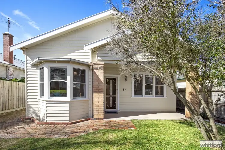 9 Belfast Street, Newtown VIC 3220