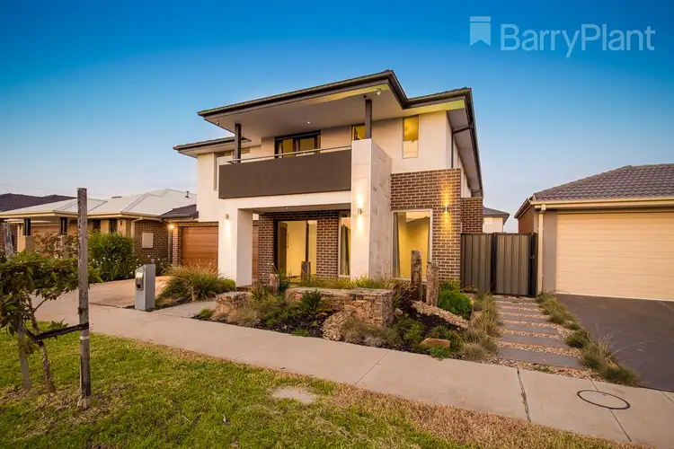Second view of Homely house listing, 9 Barooga Terrace, Truganina VIC 3029