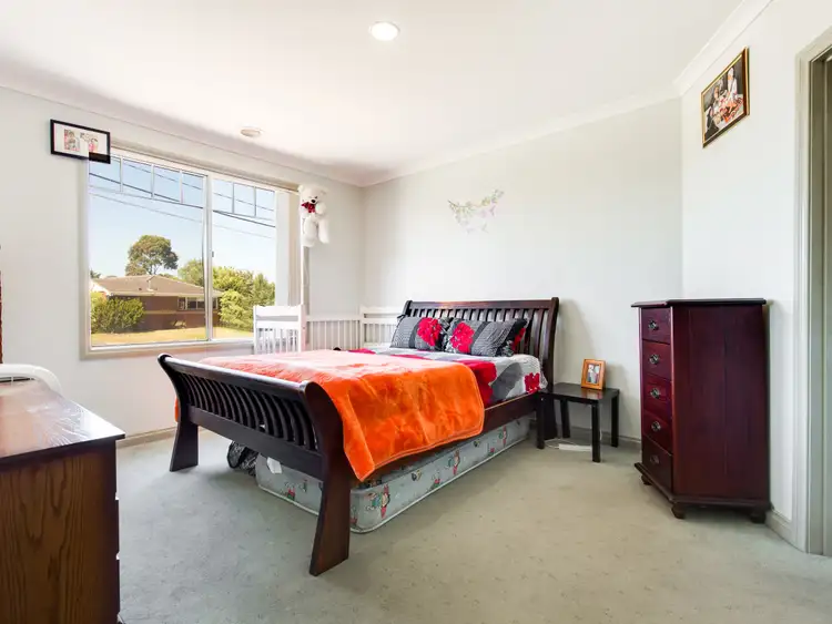 Fifth view of Homely unit listing, 1/3 Quarrion Court, Hoppers Crossing VIC 3029