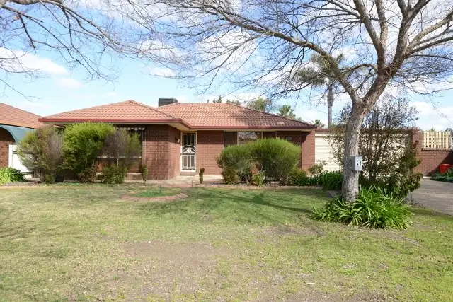 Main view of Homely house listing, 40 Incarnie Crescent, Wagga Wagga NSW 2650
