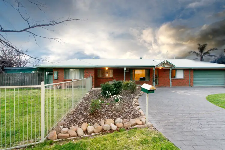 2 Stafford Drive, Sale VIC 3850
