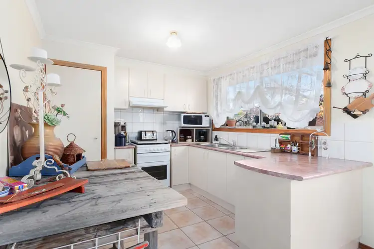 Second view of Homely house listing, 4 Lauren Square, Pakenham VIC 3810