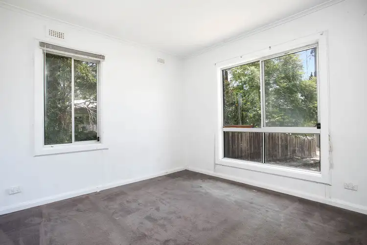 Fifth view of Homely house listing, 3 Eton  Court, Frankston VIC 3199