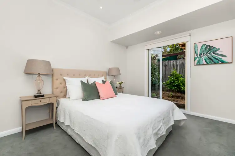 Fifth view of Homely unit listing, 2/19 Alma  Road, Camberwell VIC 3124