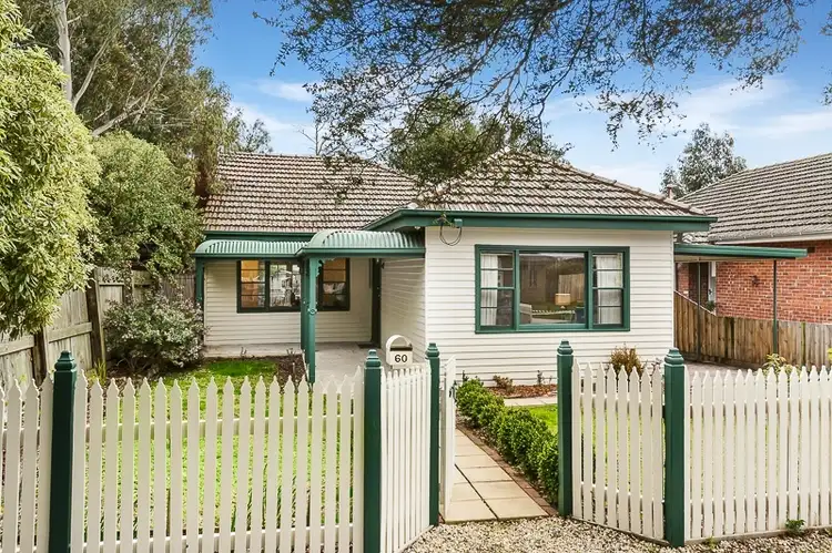 60 O'Shannessy Street, Nunawading VIC 3131