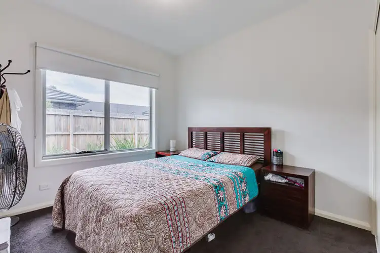 Sixth view of Homely townhouse listing, 2/3 Rhodes Parade, Pascoe Vale VIC 3044