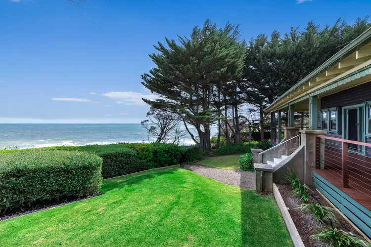 6 Kunyung Road, Mount Eliza VIC 3930