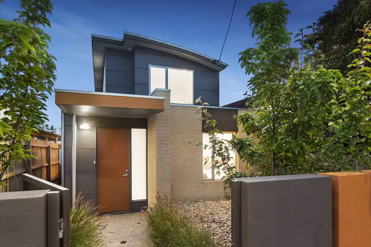 31 Normanby Avenue, Thornbury VIC 3071