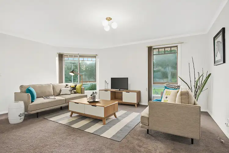 Second view of Homely unit listing, 1/6 Aminya Crescent, Yallambie VIC 3085