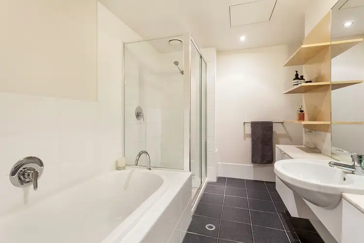 Sixth view of Homely apartment listing, 4/50 Johnston Street, Port Melbourne VIC 3207