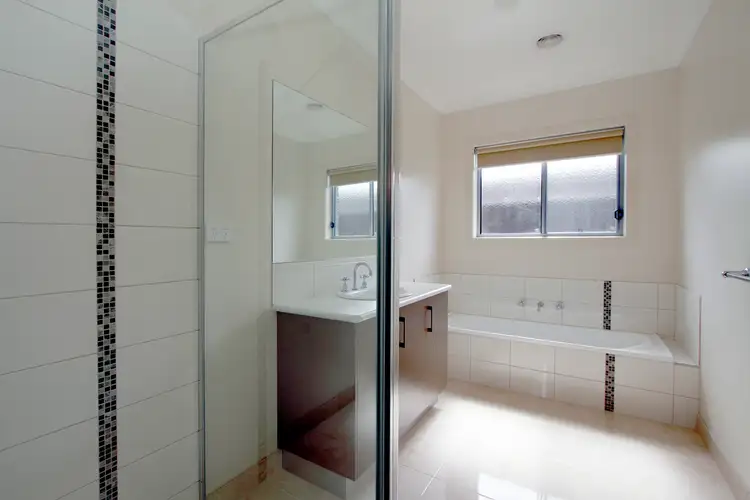 Third view of Homely unit listing, 2/129 Pearson Street, Sale VIC 3850