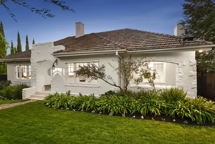 27 Montalto Avenue, Toorak VIC 3142