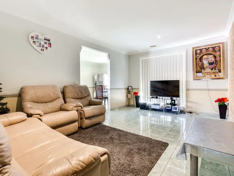Third view of Homely unit listing, 1/3 Quarrion Court, Hoppers Crossing VIC 3029