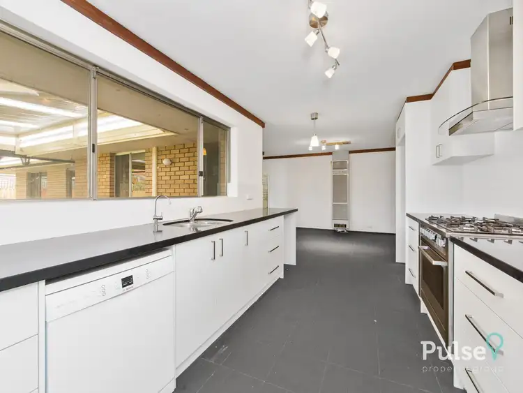 Sixth view of Homely house listing, 2 Aries Court, Shelley WA 6148