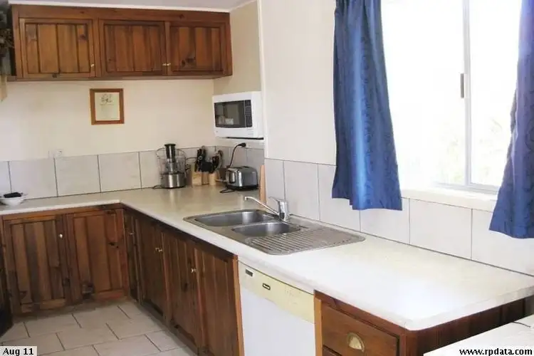 Sixth view of Homely house listing, 4 Beitz Avenue, Labrador QLD 4215