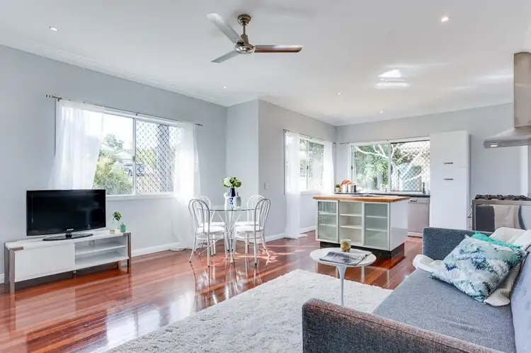 1 Maurice Avenue, Salisbury QLD 4107
