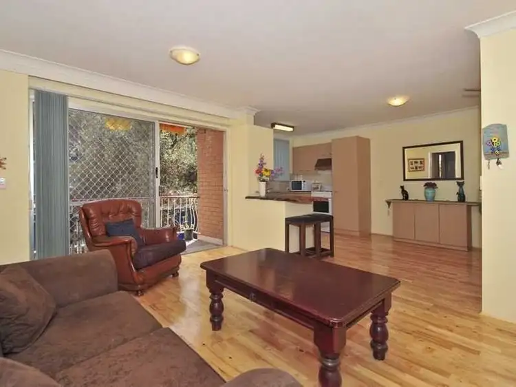 Second view of Homely unit listing, 4/6 Allara Avenue, Palm Beach QLD 4221