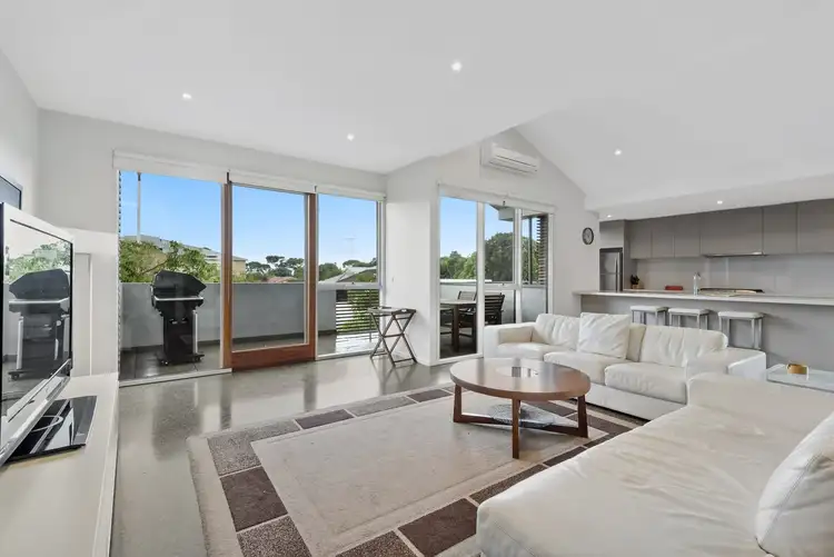 1/53 Hitchcock Avenue, Barwon Heads VIC 3227