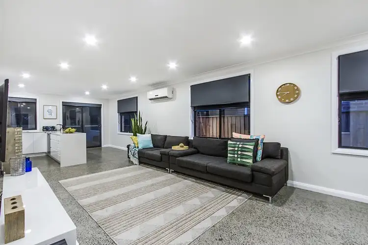 23 Jeniwa Close, Kariong NSW 2250