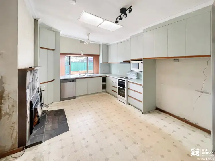 Second view of Homely house listing, 4 Thomas Street, Murray Bridge SA 5253