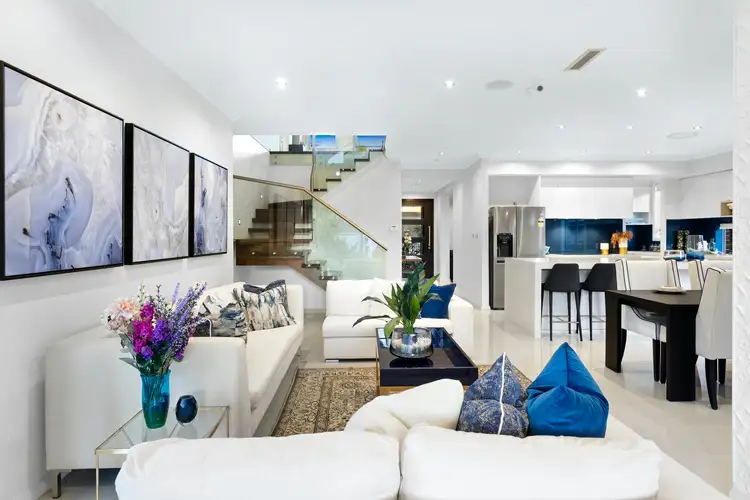 8 Sandlands Street, Kellyville NSW 2155