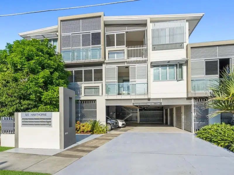 Main view of Homely apartment listing, 2/425 Hawthorne Road, Bulimba QLD 4171
