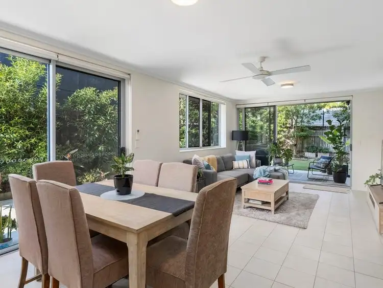 Third view of Homely apartment listing, 2/425 Hawthorne Road, Bulimba QLD 4171