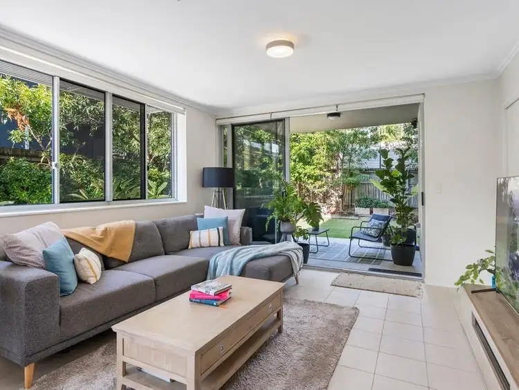 Fourth view of Homely apartment listing, 2/425 Hawthorne Road, Bulimba QLD 4171